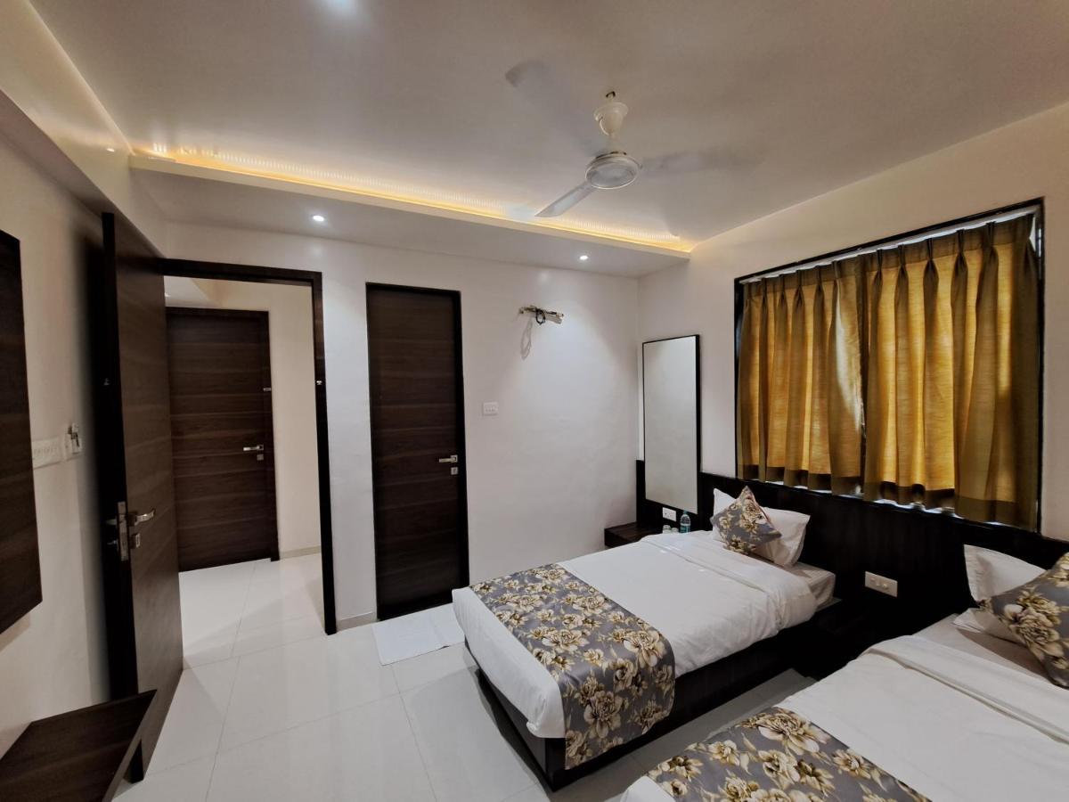 Bouquet Residency Hotel Nashik Exterior foto