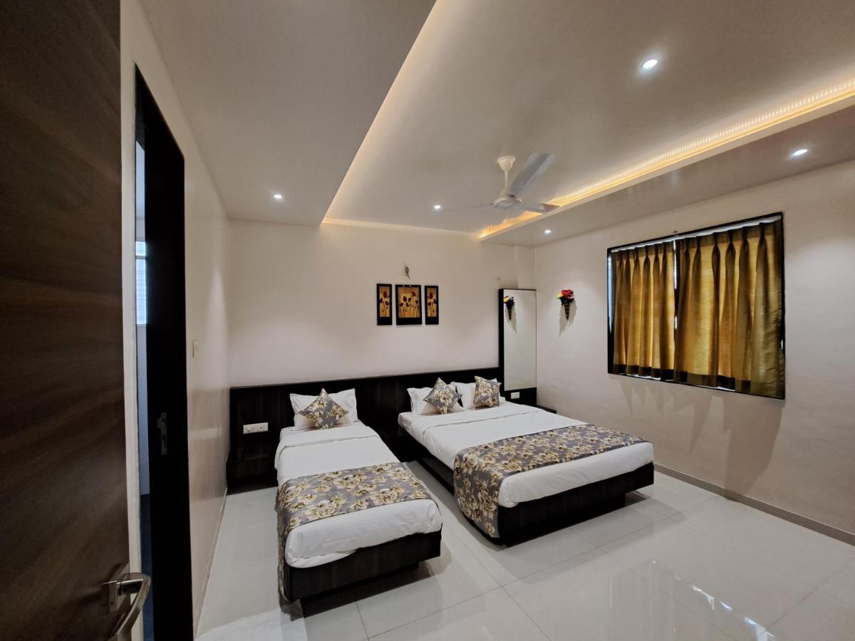 Bouquet Residency Hotel Nashik Exterior foto