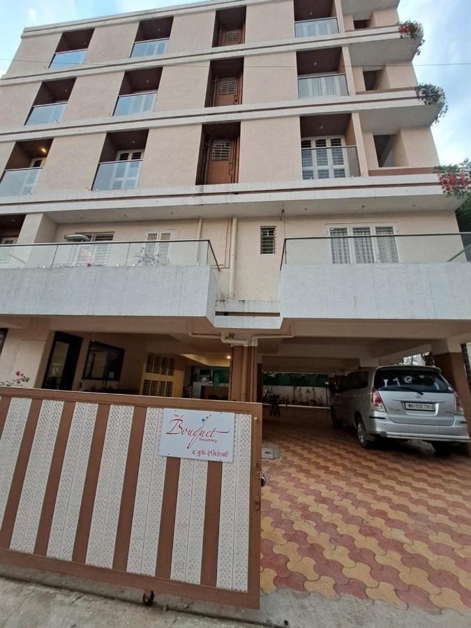 Bouquet Residency Hotel Nashik Exterior foto